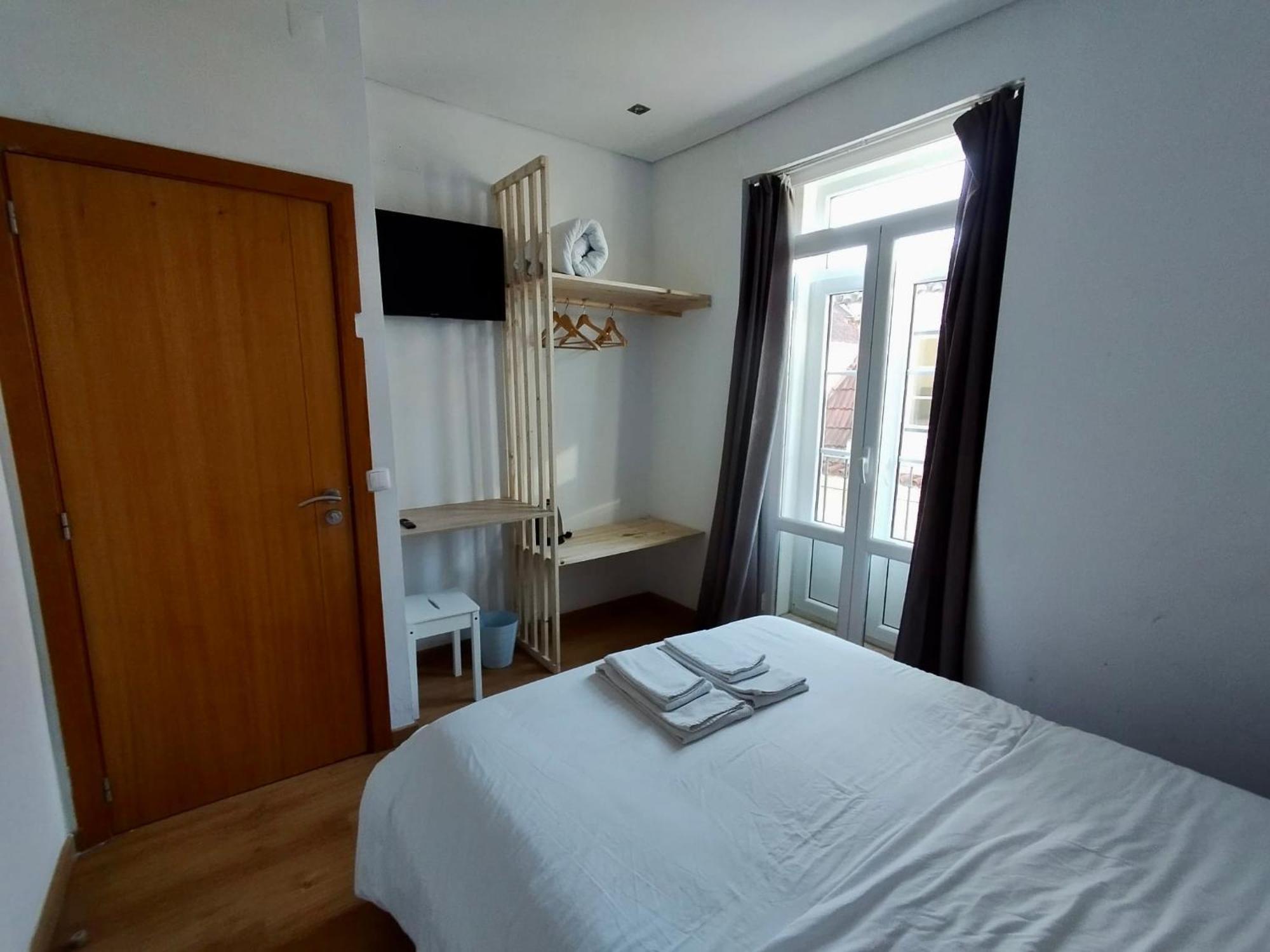 Bairro Alto Hostel リスボン エクステリア 写真