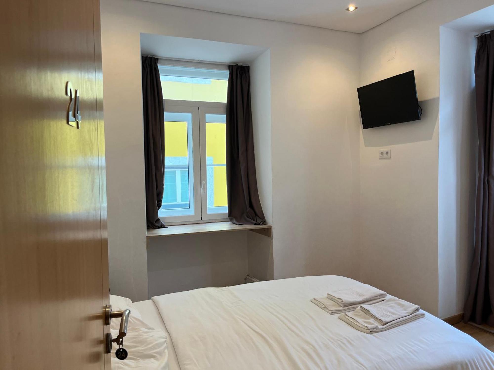 Bairro Alto Hostel リスボン エクステリア 写真